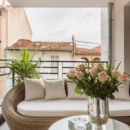 Luxueux Proche De La Croisette Avec Grande Terrasse Amenagee דירה קאן
