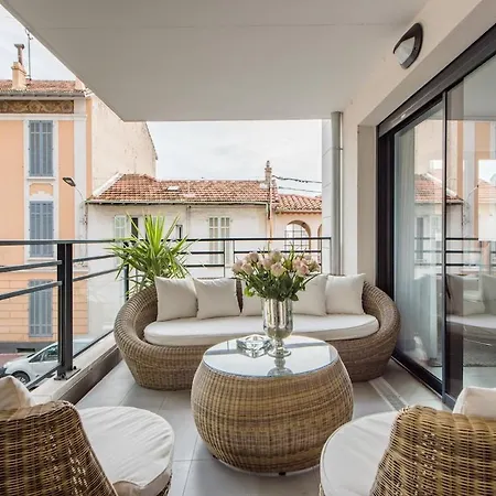Luxueux Proche De La Croisette Avec Grande Terrasse Amenagee * קאן